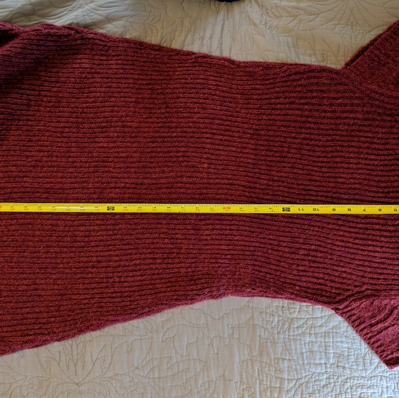 Sweater 👗 - Picture 5 of 5